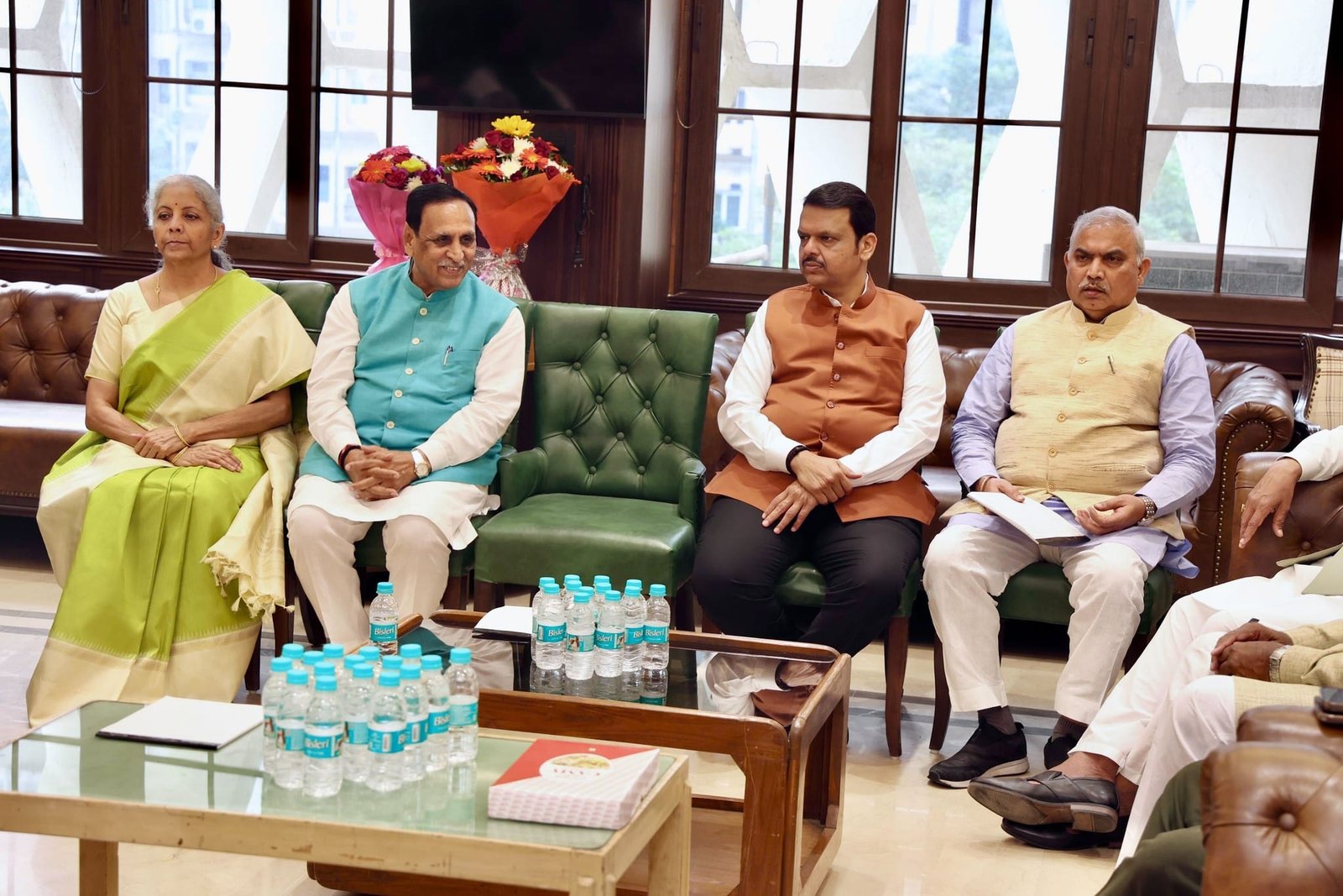 Devendra Devendra Fadnavis Elected as Maharashtra's New Chief Minister - Mi Punekar